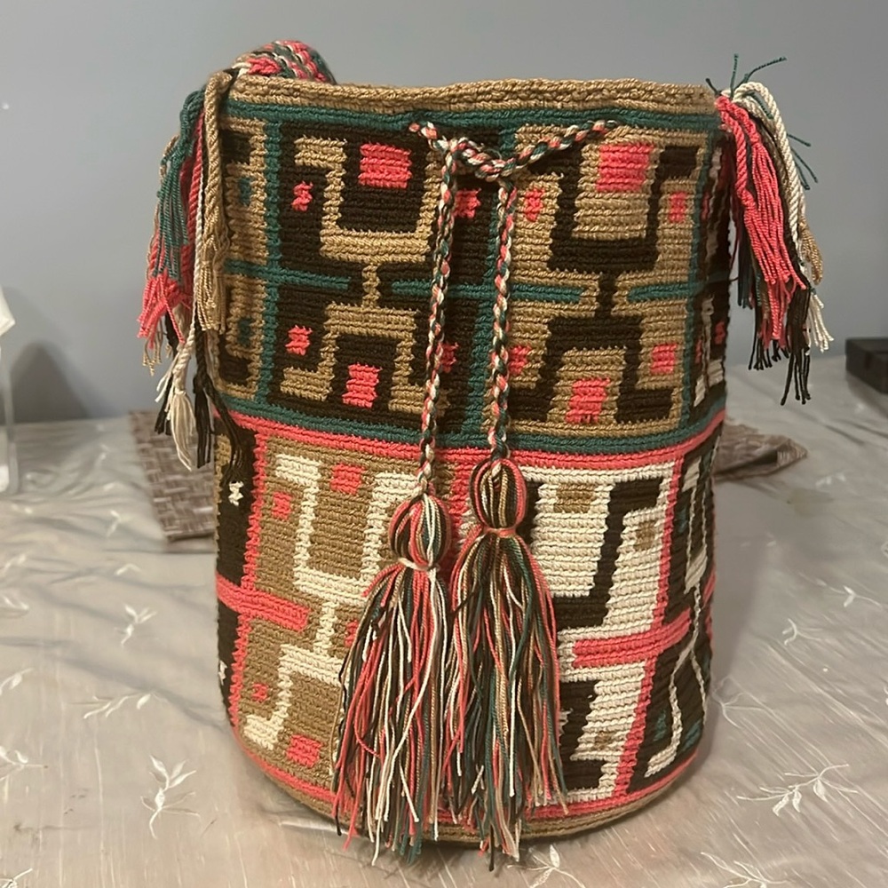Handmade Crochet Colombian Wayuu Mochila Bag